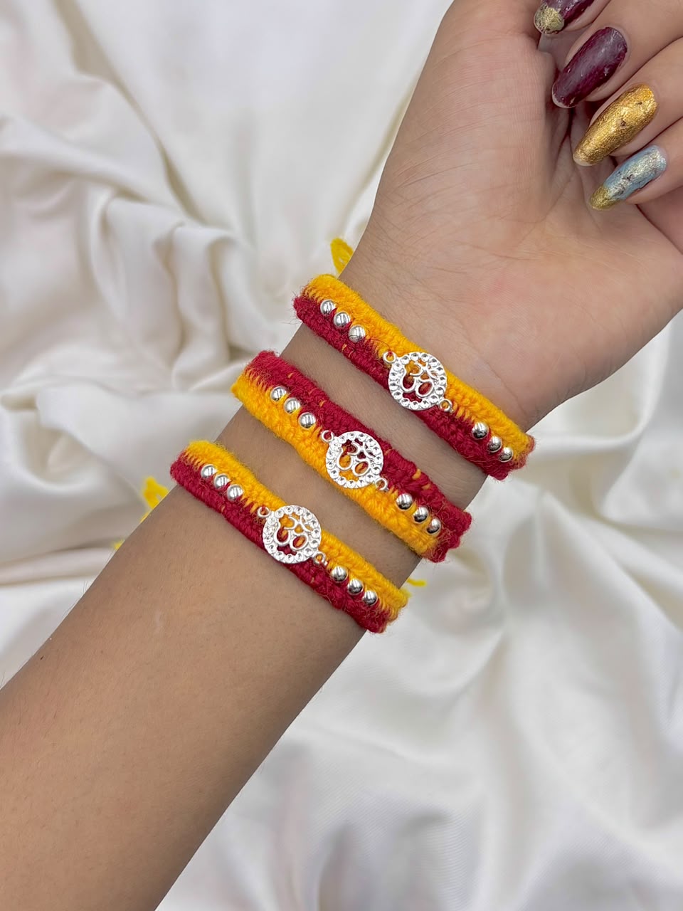 silver rakhi