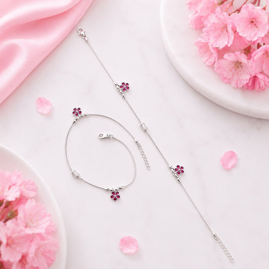 Elegant Silver Floral Charm Payal for Women